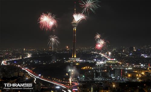 نور افشانی پایتخت از فراز برج میلاد  3