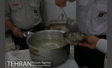 آخرین افطار ماه رمضان در کنار آتش نشانان شهر‎ 4