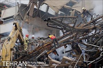 دومین روز نبرد با آوار پلاسکو 11
