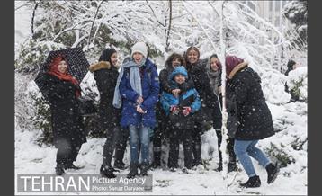 بارش برف در میدان نبوت (هفت حوض) 23