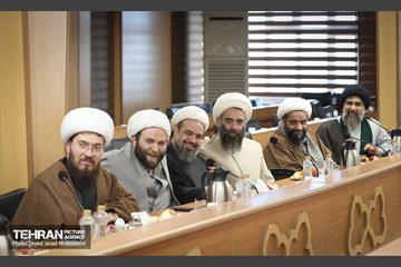نشست شهردار تهران با وعاظ در آستانه ماه مبارک رمضان 10