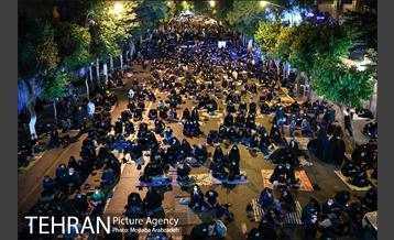 احیای شب بیست و سوم ماه رمضان در حسینیه همدانی‌ها 16