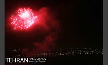 نورافشانی دریاچه شهدای خلیج فارس به مناسبت جشن نیمه شعبان‎‎ 8