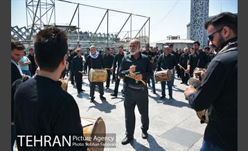 عزاداری تاسوعا در میدان امام حسین(ع) 7