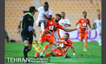 دیدار تیم‌های سایپا و پرسپولیس در لیگ برتر فوتبال ایران 5
