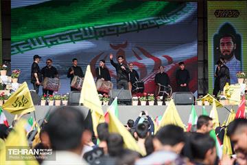اجتماع «نوجوانان آرمانی، لشکر قدس»