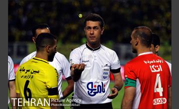 دیدار تیم های سپاهان و پرسپولیس 3