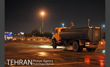 شروع بکار نیروهای خدمات شهری بعد از پایان مراسم ارتحال امام خمینی (ره) 25