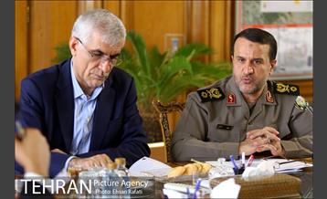 دیدار شهردار تهران با رییس باغ موزه انقلاب و دفاع مقدس 13