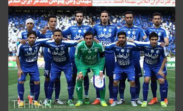 دیدار استقلال و تراکتورسازی در لیگ برتر فوتبال 13