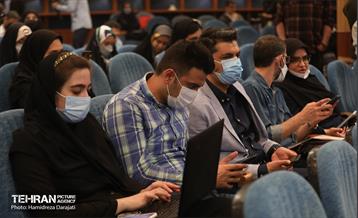 در حاشیه نشست خبری شهردار تهران  15