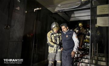 آتش سوزی در خیابان بهار تهران 30