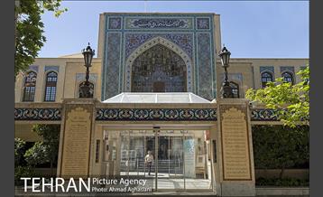 بازدید نوروزی مردم از موزه ملک 1