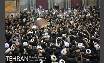 تشییع و خاکسپاری پیکر آیت الله هاشمی رفسنجانی در حرم امام (ره)‎ 11