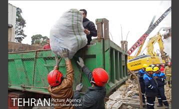 تخلیه واحد های تجاری مجاور پاساژ پلاسکو 2