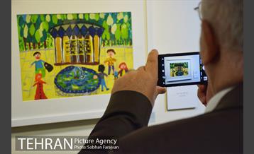 بازدید عضو شورای شهر از نمایشگاه شهری که من دوست دارم 2