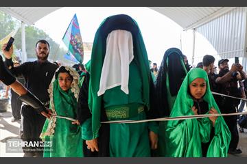 پیاده‌روی زائرین اربعین حسینی در مسیر نجف به کربلا 9