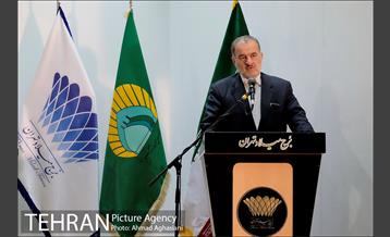 رونمایی از پرچم حرم حضرت عبدالعظیم (ع) در برج میلاد 5