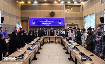 نشست صمیمانه شهردار تهران با فعالان دانشجویی 31