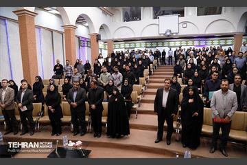رونمایی از احکام پرسنل حجمی ایثارگر شهرداری تهران 23