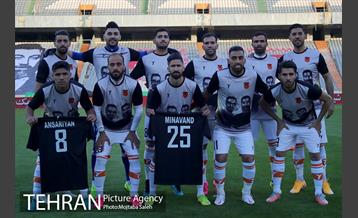 دیدار تیم های فوتبال پرسپولیس و مس کرمان 12