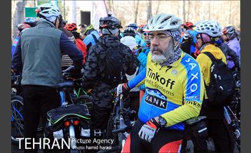 دوچرخه سواری در منطقه 6 به مناسبت هوای پاک 20