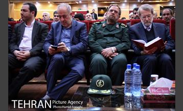 مراسم رونمایی کتاب محمد؛ مسیح کردستان 3