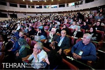 مراسم روز جهانی سالمند با حضور شهردار تهران 8