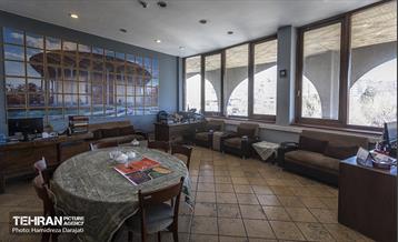 50 سال با نماد تئاتر ایران  2