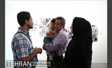 آیین گشایش نمایشگاه عکس ساسان مویدی و رونمایی از مجموعه کتب عکاسان جنگ 16
