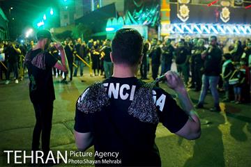 عزاداری شب پنجم ماه محرم در محله گرگان 31