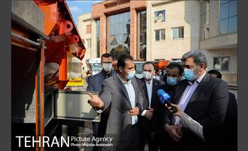 بازدید شهردار تهران از تجهیزات سازمان پسماند صالح آباد 15