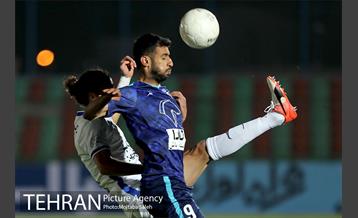 دیدار تیم های فوتبال پیکان و استقلال تهران 22