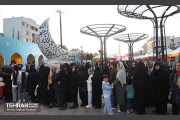 ویژه برنامه «مهمونی شهر» در باغ‌راه حضرت زهرا(س) - ۶ 34