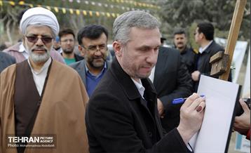 جشن درختکاری در منطقه ۵ 9