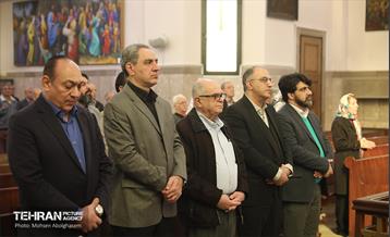 حضور سخنگوی شهرداری تهران در کلیسای گریگور مقدس 12