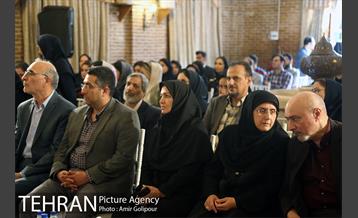 همایش تقدیر از طراحان و سازندگان برتر منطقه 10 10