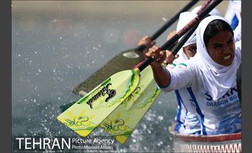 چهارمین دوره مسابقات قایقرانی سکان 17