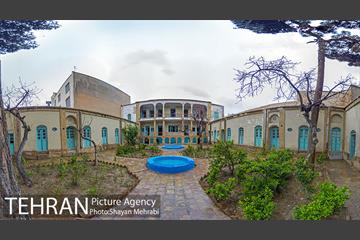 خانه موتمن الاطبا 3