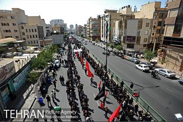 عزاداری عاشورا در میدان شهید طهرانی مقدم 4