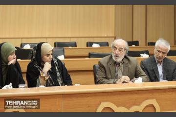 نشست صمیمانه شهردار تهران با جمعی از شعرا 20