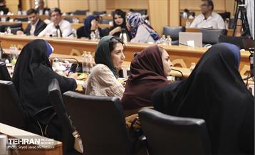 گفتگوی شهردار تهران با خبرنگاران 18