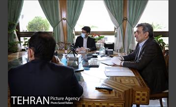 گفتگوی اینترنتی شهردار تهران و بوداپست 11