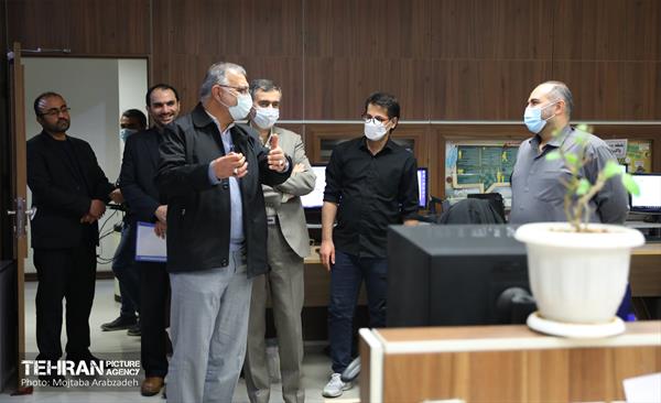بازدید شهردار تهران از موسسه همشهری 29