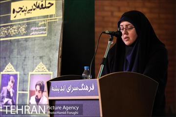 دومین حلقه ادبی پنجره در فرهنگسرای اندیشه 18