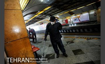 عملیات ضدعفونی کردن مترو تهران 50