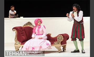 نمایش خسیس‎ 10