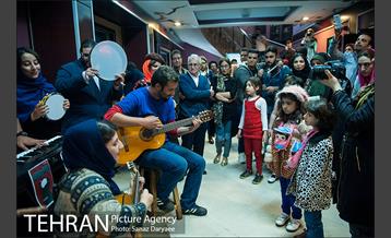 نخستین جشن روز جهانی تئاتر کودک و نوجوان 21