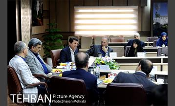 بیست و سومین جلسه شوراى معاونین، مشاورین و شهرداران مناطق ٢٢ گانه شهردارى تهران 5