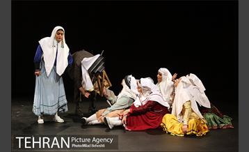 نمایش اتول سورون‎ 12